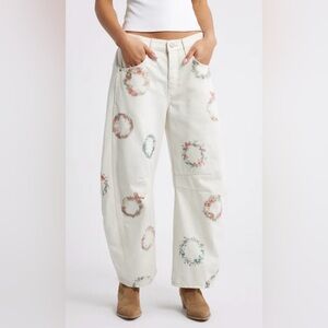 Free People We The Free Good Luck Printed Barrel
Jeans, Sz 26 NWT